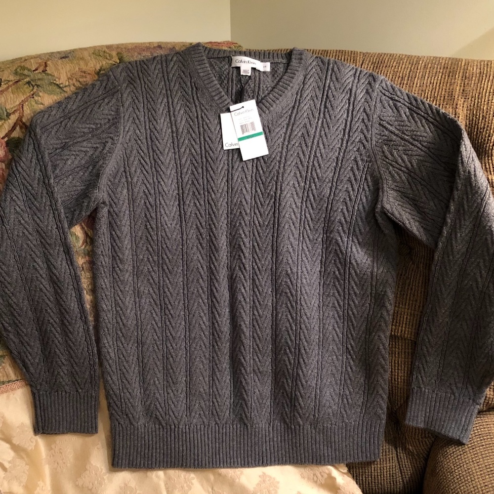 NWT Calvin Klein Men’s Grey Sweater